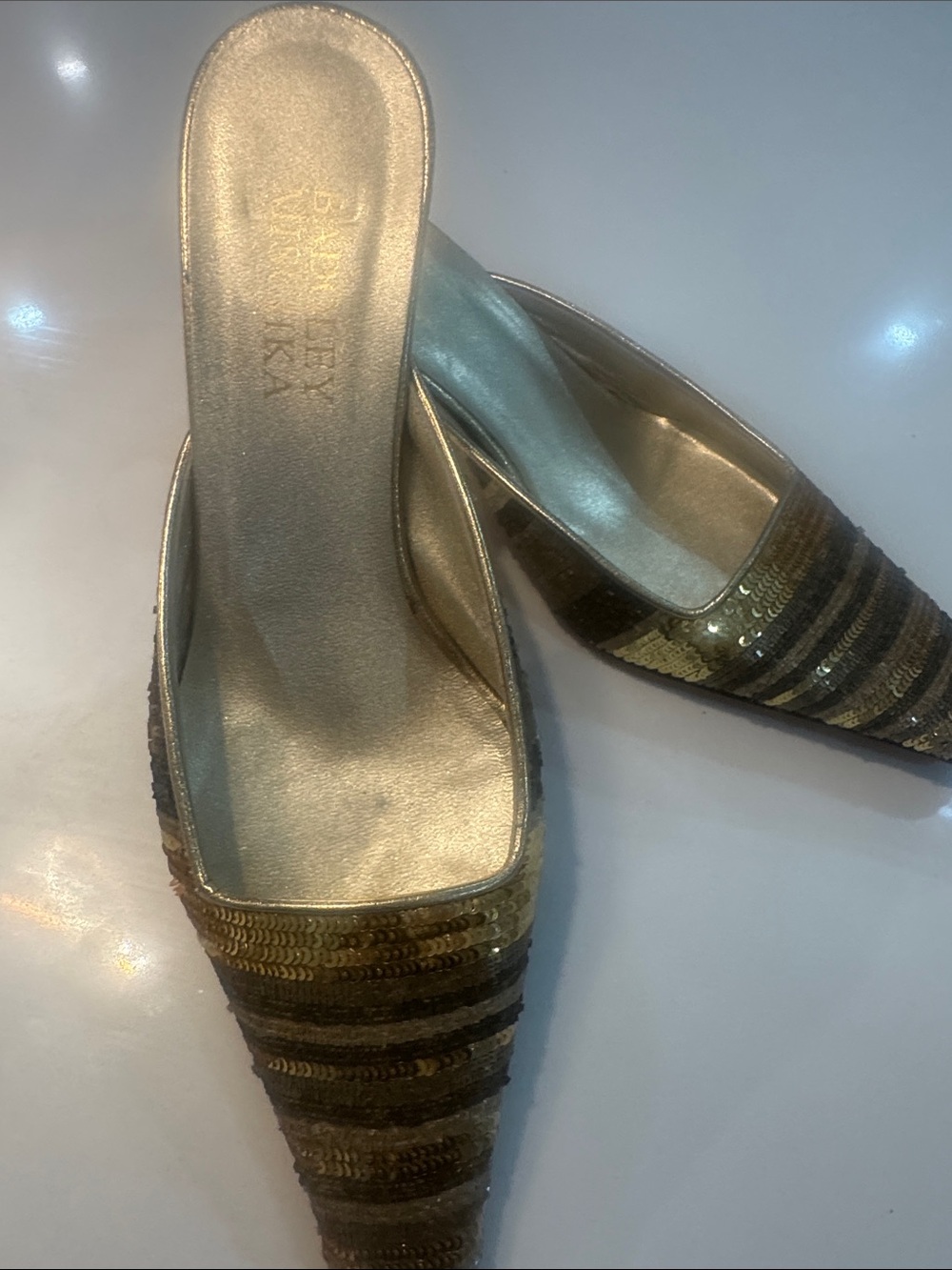 BADGLEY MISCHKA Gold Sequined Pointed Toe Women's Slip-On .. kitten heel